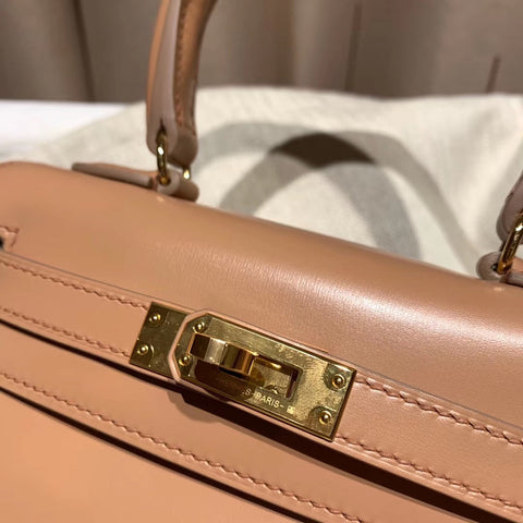 KELLY MINI 20 BAG IN CORAL PINK SMOOTH CALFSKIN WITH GOLD HARDWARE