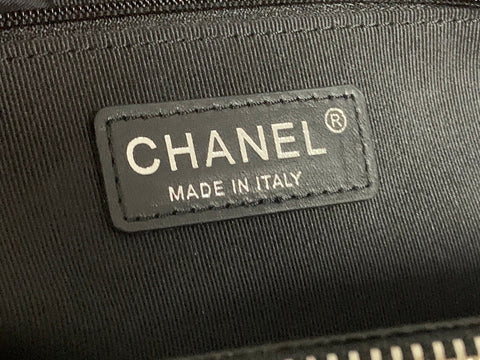 CHANEL 25S MEDALLION TOTE 33 CM IN BLACK CAVIAR WITH SILVER HARDWARE