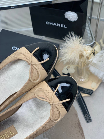 BALLET FLAT GLOSSY BLACK MIX BEIGE LAMBSKIN
