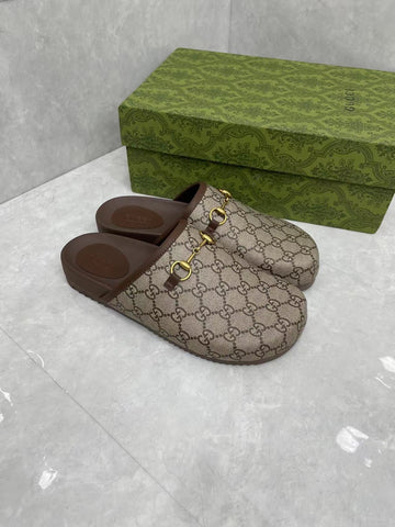 MULE WITH GOLD HORSEBIT IN BEIGE AND EBONY MONOGRAM CANVAS