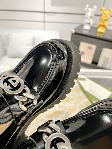 GG LOAFER WITH GG CHAINS GLOSSY BLACK CALFSKIN
