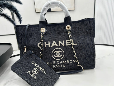 CC DEAUVILLE LARGE 38 TOTE BAG IN NAVY BLUE CANVAS WITH WHITE LOGO EMBROIDERED