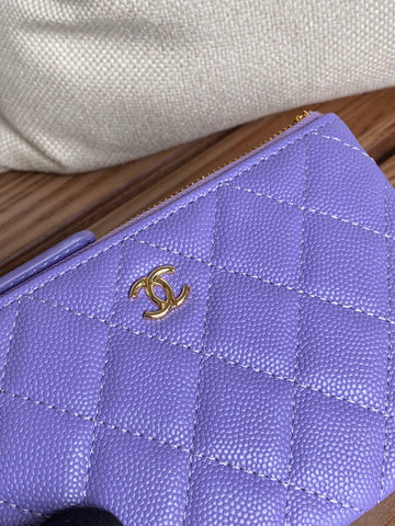 CC CLASSIC SMALL 15 ZIPPED POUCH IN AMETHYST PURPLE GRAINED CALFSKIN