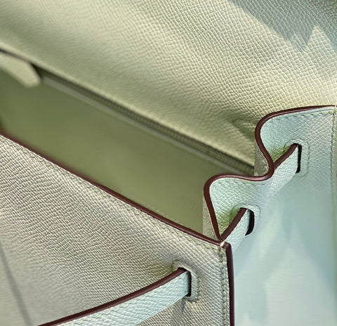 KELLY 28CM IN VERT FIZZ SWIFT CALFSKIN SILVER HARDWARE