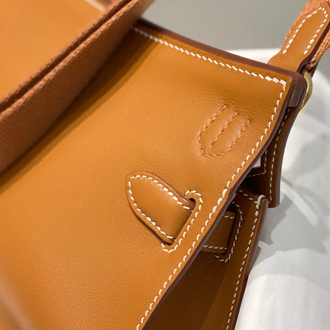 HM JYPSIERE SHOULDER BAG 23 IN TAWNY BROWN CALFSKIN GOLD HARDWARE
