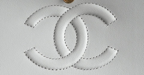 CHANEL 25S FLAP BAG 25.5 CM IN LIGHT GREY LAMBSKIN