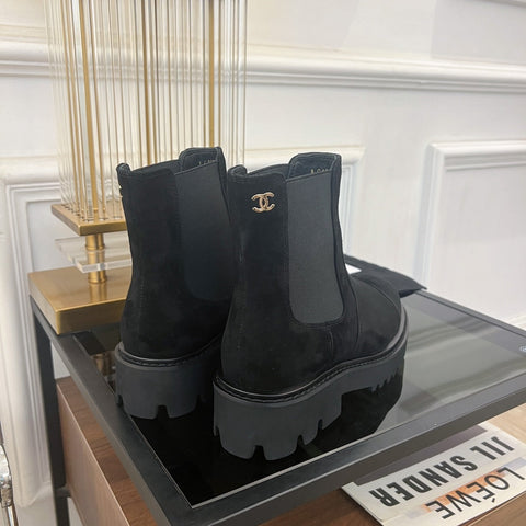 ANKLE BOOTS 4.5 CM IN BLACK LAMB SUEDE