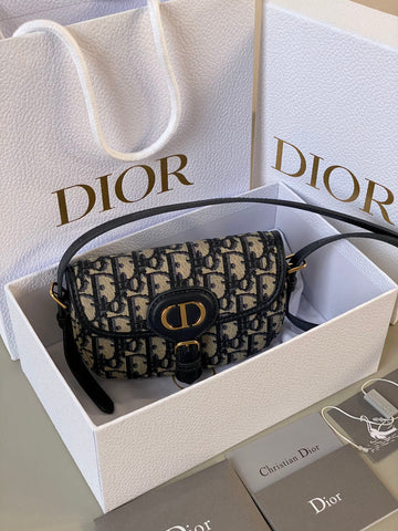 BOBBY EAST-WEST BAG 17 IN BLACK OBLIQUE JACQUARD