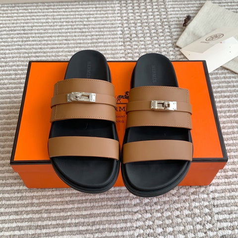 HM 26S KELLY BUCKLE DOUBLE STRAP SANDALS IN BROWN CALFSKIN GOLD HARDWARE