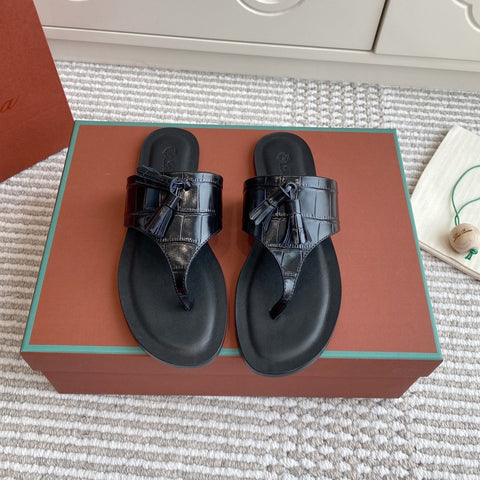 FLIP FLOPS IN BLACK LAMBSKIN SNAKE EMBOSSING