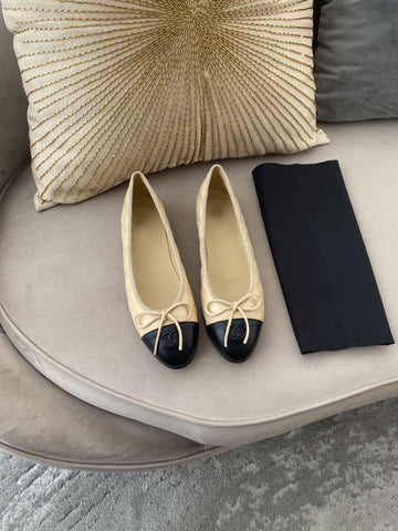 BALLET FLATS BEIGE BLACK QUILTED LAMBSKIN