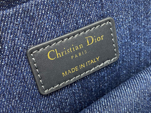 MONTAIGNE 21 BLUE JEAN EMBROIDERY
