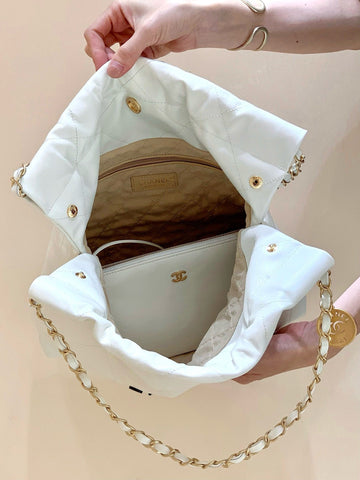 CC HOBO BAG 37 WHITE CC BLACK LAMBSKIN GOLD HARDWARE
