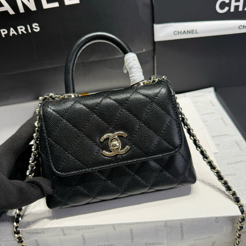 MINI FLAP BAG 14 IN BLACK GRAINED CALFSKIN GOLD HARDWARE
