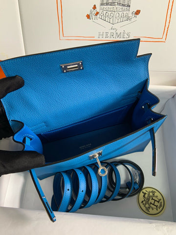 KELLY DANSE 22 EVERCOLOR BLUE IN CALFSKIN SLIVER HARDWARE