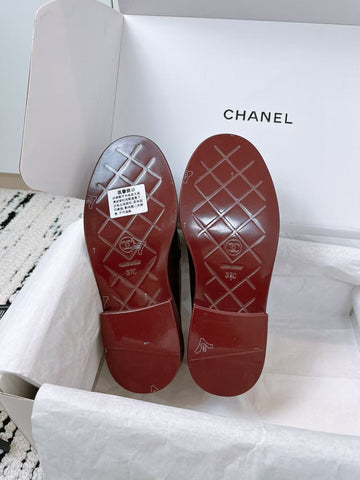 CC QUILTED FLAP LOAFERS IN BURGUNDY RED CALFSKIN GOLD HARDWARE