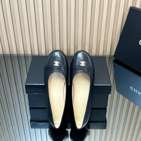 CHANEL 25S BALLET FLATS IN BLACK LAMBSKIN GOLD HARDWRE