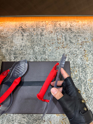 ALAIA 26S THONG SANDALS IN RED SATIN AND TRANSPARENT PVC