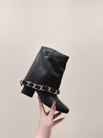 CHANEL 25S CALF-LENGTH BOOTS 45MM IN BLACK CALFSKIN GOLD HARDWARE