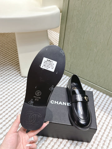 CHANEL 25S GODDESS FLAT LOAFERS IN BLACK GLOSSY CALFSKIN GOLD HARDWARE