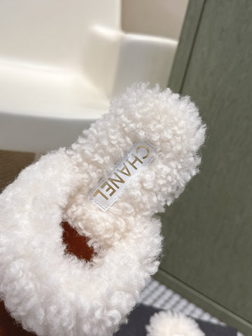 CHANEL 25S INDOOR SLIPPERS IN CARAMEL AND BLACK SUEDE FUR-LINED