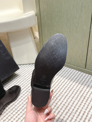 CHANEL 25S KNEE-HIGH BOOTS IN BLACK SUEDE AND CALFSKIN