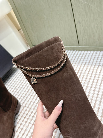 CHANEL 25S KNEE-HIGH BOOTS IN DARK BROWN SUEDE GOLD HARDWARE