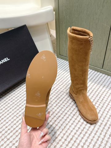 CHANEL 25S KNEE-HIGH BOOTS IN CARAMEL SUEDE GOLD HARDWARE