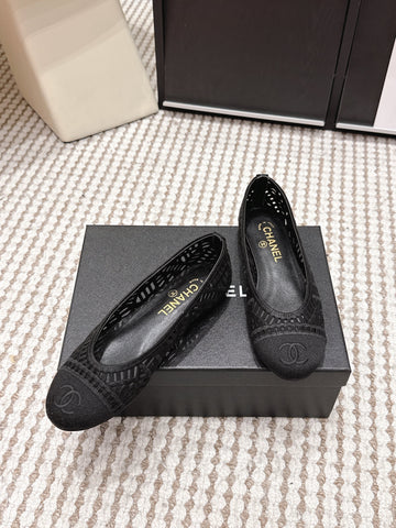 CHANEL 26S BALLET FLATS IN BLACK MESH AND FABRIC