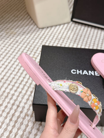 CHANEL 26S FLIP-FLOPS IN LIGHT PINK CALFSKIN