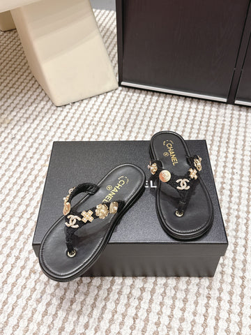 CHANEL 26S FLIP-FLOPS IN BLACK CALFSKIN