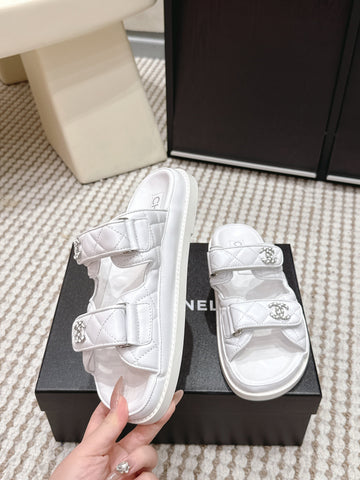 CHANEL 26S SANDALS IN WHITE CALFSKIN