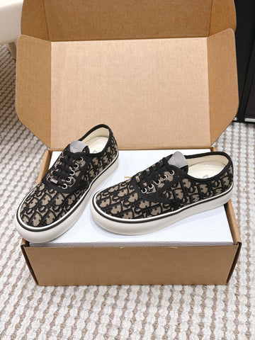 DIOR 26S SALTWIND SNEAKER IN BROWN BLACK FABRIC