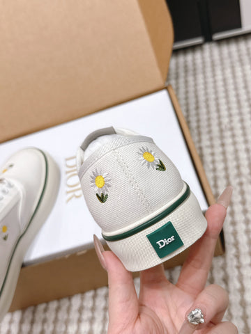 DIOR 26S SALTWIND SNEAKER IN WHITE FABRIC STYLE 4