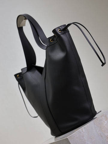 YSL 25S Y LARGE HOBO 50 IN BLACK CALFSKIN GOLD HARDWRE
