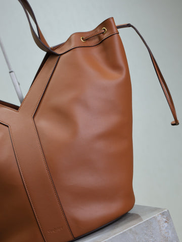 YSL 25S Y LARGE HOBO 50 IN CARAMEL CALFSKIN GOLD HARDWRE