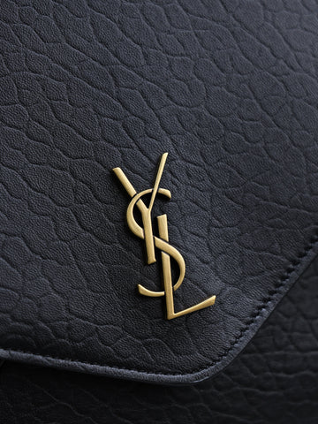YSL 25S CASSANDRE ENVELOPE MESSENGER 35 IN BLACK LAMBSKIN GOLD HARDWRE