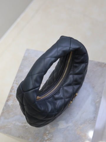 YSL 25S ICARINO 17 IN BLACK QUILTED CALFSKIN GOLD HARDWARE
