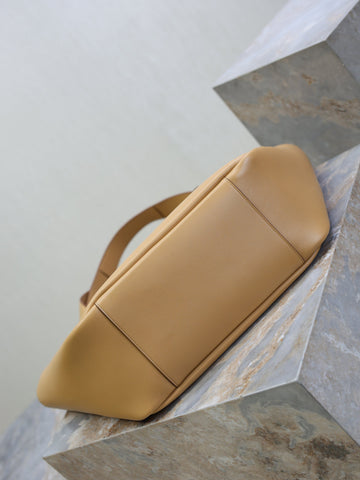 YSL 25S LE 5 À 7 BEA 50 IN DARK CARAMEL CALFSKIN GOLD HARDWARE