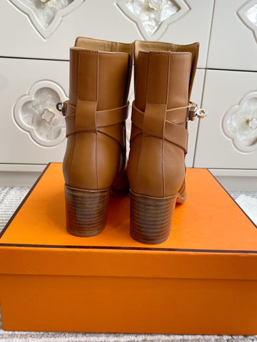 HM 25S FRENCHIE 50 ANKLE BOOT 50 MM IN BROWN LAMBSKIN WITH SILVER HARDWARE