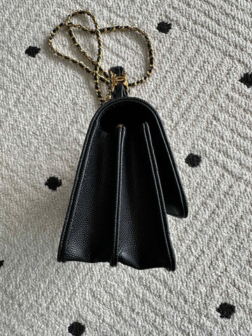 CHANEL 25S CLASSIC WALLET ON CHAIN 19 IN BLACK LAMBSKIN WITH GOLD HARDWARE