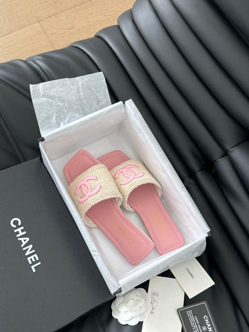 WOVEN SLIDE IN RAFFIA AND LIGHT PINK LAMBSKIN