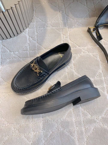 CHANEL 25S ARC DE TRIOMPHE LOAFERS IN BLACK CALFSKIN GOLD HARDWARE