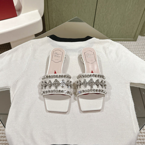 TRUMPET METALLIC MULES IN WHITE SMOOTH CALFSKIN WITH EMBELLISHED BUCKLE