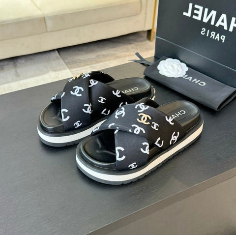 Cross Straps Mule Sandals Lambskin Black
