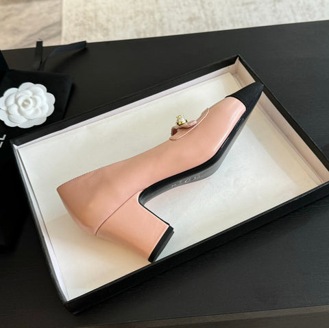 Double C WOMEN'S SHOES SPIRIT TOE Light Pink Lambskin