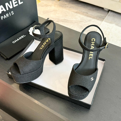 HIGH HEEL PLATFORM SANDALS IN BLACK SUEDE