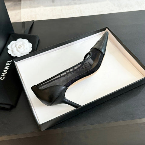 MESH LOGO HEELS IN BLACK LAMBSKIN
