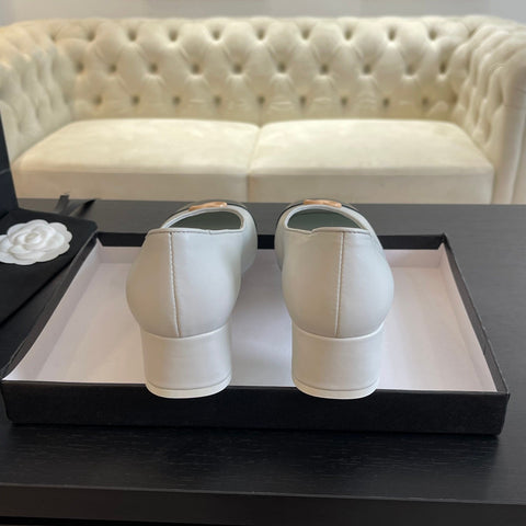 CC PUMP WHITE MIX BLACK CALFSKIN