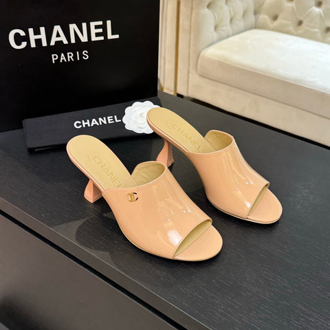 PEEP TOE MULE 85MM IN APRICOT ORANGE PATENT CALFSKIN
